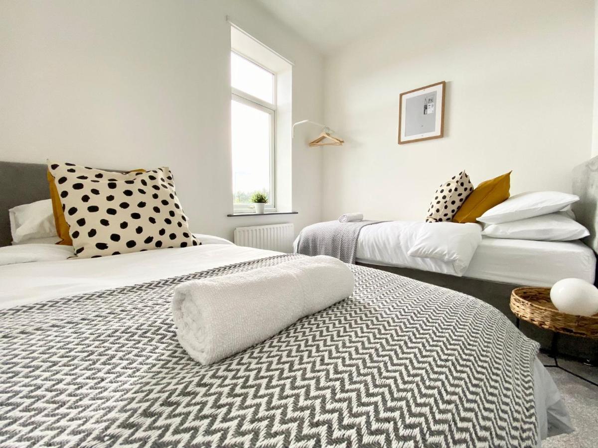 ゲーツヘッド4 Fairfield Terrace, Pelawアパートメント エクステリア 写真