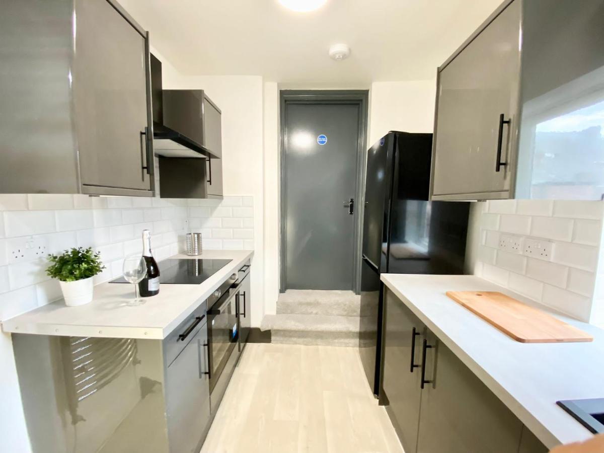 ゲーツヘッド4 Fairfield Terrace, Pelawアパートメント エクステリア 写真